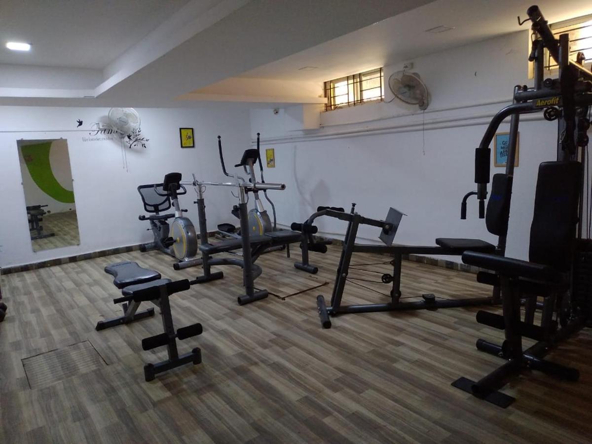 Isthara Vandrarhem Bangalore Exteriör bild
